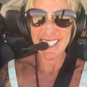 Meet your Posher, Robyn